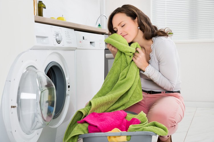 از بین بردن بوی بد لباسشویی