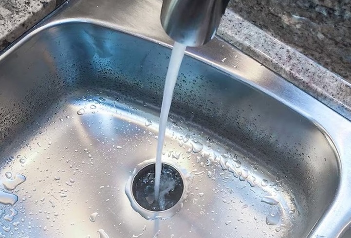 تخلیه نشدن آب ماشین ظرفشویی4 - علت تخلیه نشدن آب ظرفشویی