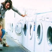 نکات مهم هنگام خریدن ماشین لباسشویی / ویژگی های کاربردی ماشین لباسشویی