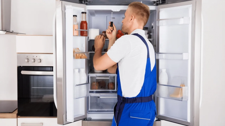 Refrigerator Not Cooling 950x534 - دلیل خنک نکردن یخچال چیست؟ / علت سرد نکردن یخچال + راه حل