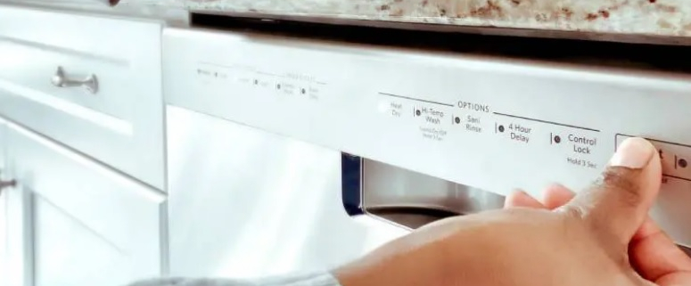 Untitled 1 775x321 - علت کار نکردن دکمه‌های ظرفشویی