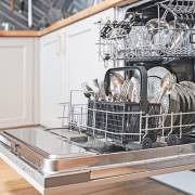 sfbsfbsfbsfbsfbs 180x180 - علت روشن نشدن ماشین ظرفشویی